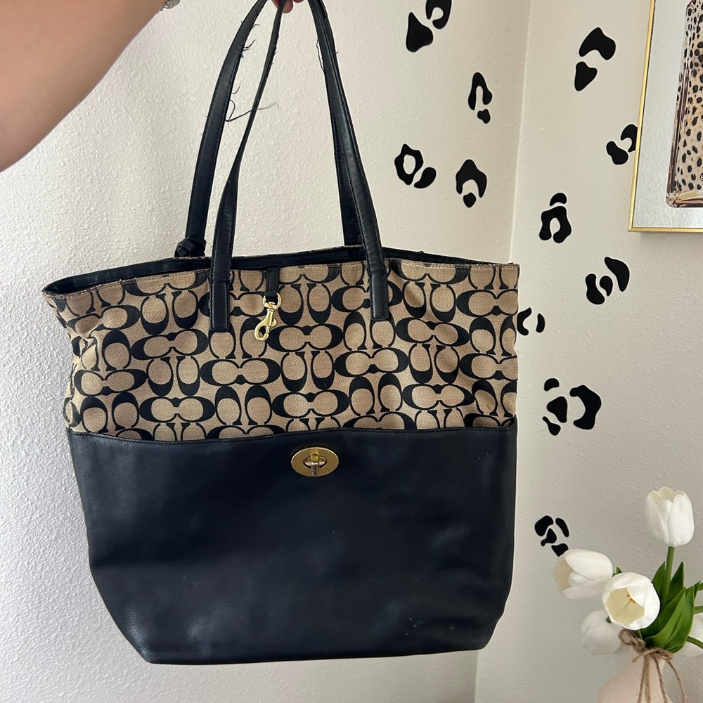 Coach Black and Tan Women's Tote Bag